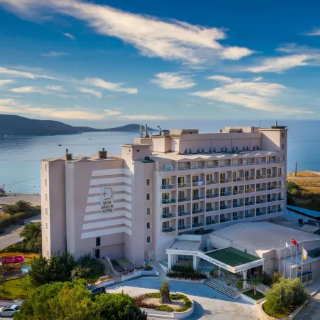 Design Plus Seya Beach Hotel