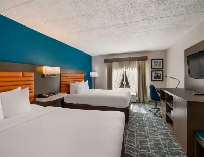 Comfort Inn Falls Church - Tysons Corner Hotels in Bailey's Crossroads