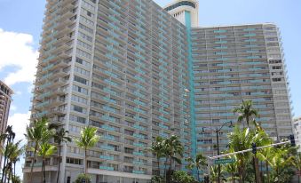 Ilikai Hotel & Luxury Suites