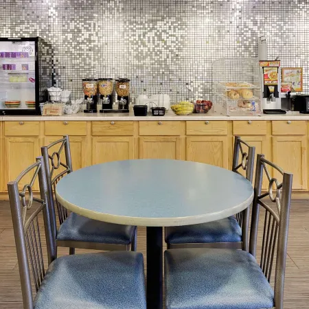 Microtel Inn & Suites by Wyndham Madison East