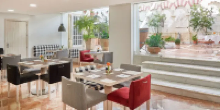 科爾多瓦卡利法NH酒店