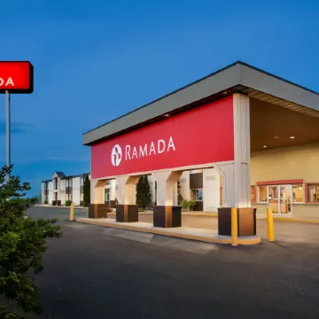 Ramada by Wyndham Bismarck