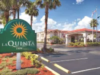 La Quinta Inn by Wyndham Orlando International Drive North Hotels near Universal Studios Orlando