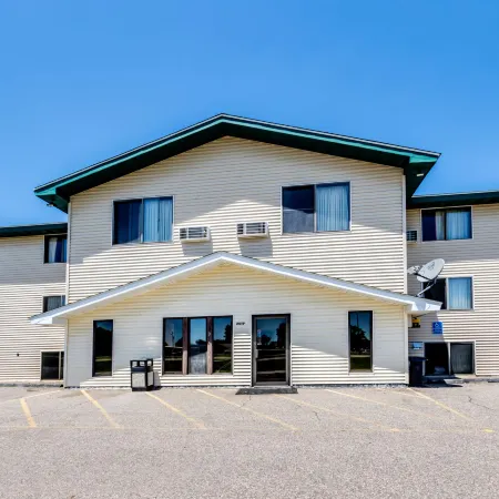 Motel 6 Albert Lea, MN