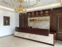 Golden Palm HaLong Hotel Hotels in Tuần Châu