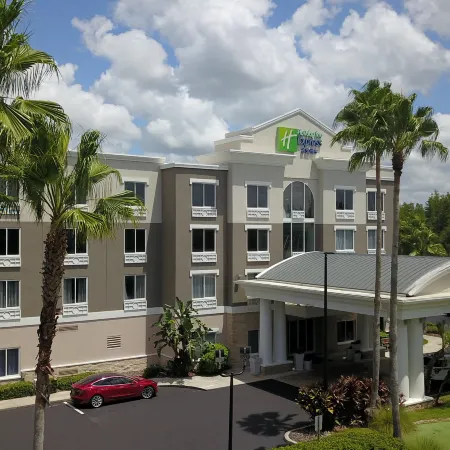 Holiday Inn Express & Suites TAMPA-I-75 @ BRUCE B. DOWNS by IHG