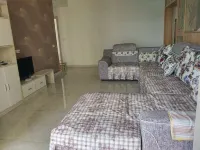 Longchuan Homestay (Longdong Alley)