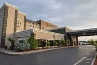 La Quinta Inn & Suites by Wyndham Knoxville East ノックスビルのホテル