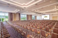 Best Western Premier Castanea Resort Hotel Hotels in Adendorf