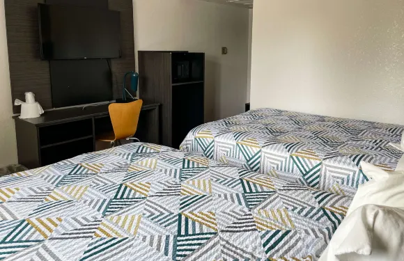 柏寧酒店，夏延