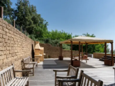 Lucrecia Hotels in Calci