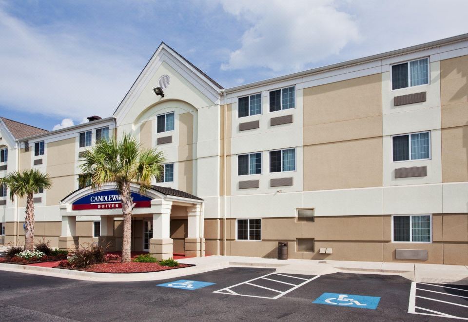 캔들우드 스위트 워너 로빈스