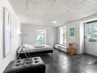 "Merrit" - 4.6km to the Fjord Hotels in Hemmet