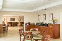 Boothill Inn and Suites - breakfast