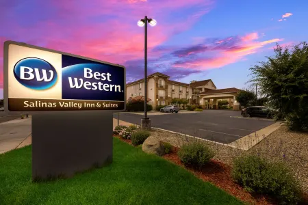 Best Western Plus Salinas Valley Inn  Suites Отели рядом с достопримечательностью «Салинас»