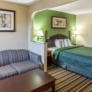 Quality Inn & Suites Macon North