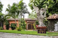 Estancia Villa Real Hotels in Autlan