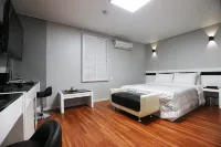 Cheongju Skytel Hotel in zona Campus Gaesin dell'Università Nazionale di Chungbuk