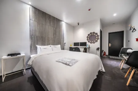 Pyeongtaek Queens Отели рядом с достопримечательностью «Pyeongtaek University»