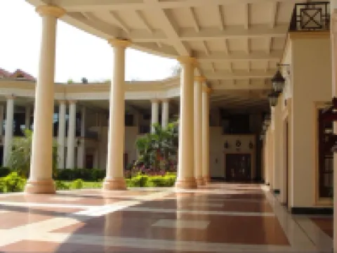 The Lake Land Country Club Residency Hotels in Howrah