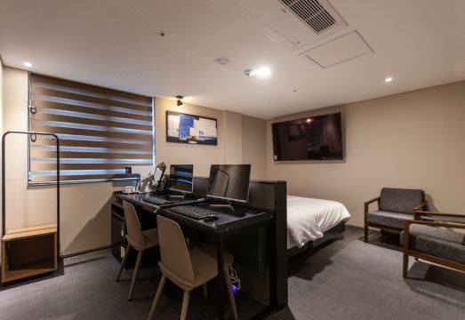 3. 브라운 도트 호..