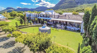 Villa Paradiso Hotels in 