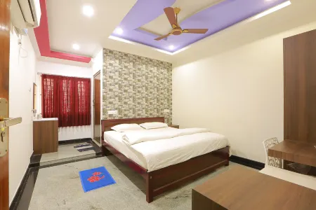 RR Residency Отели в г. Карайкал