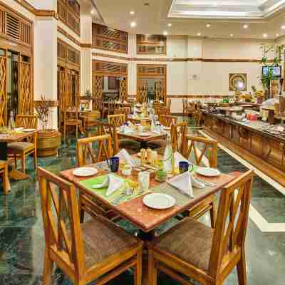 艾哈邁達巴德機場烏梅德飯店 Dining/Meeting Rooms