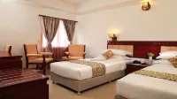 NM Royale County Hotels in Tripunittura