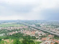 Simply Look Studio at 53th Floor Pollux Chadstone Apartment by Travelio
