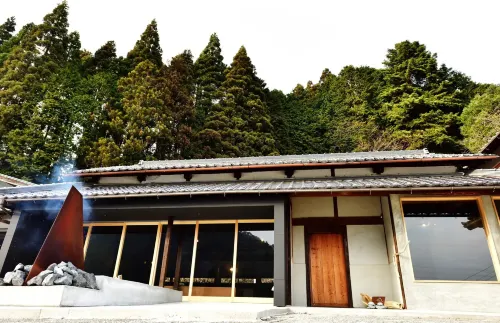 Glaminka Hotels in Kamikawa