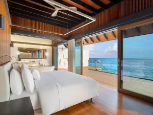 The Westin Maldives Miriandhoo Resort