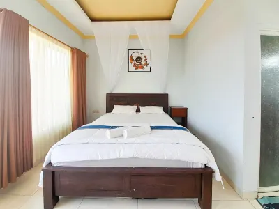 Puri Karimunjawa RedPartner Hotels near Kampoeng Bule