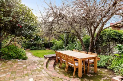 Luxico the Secret Garden (Pet Friendly) Hotel in zona O'Connell Reserve