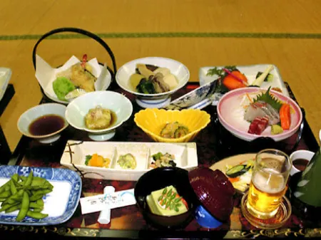 Sakihana Onsen Ryusuien Отели рядом с достопримечательностью «Sakihana Onsen»