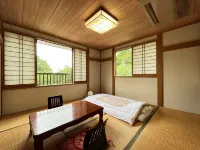 Kawasho Ryokan Hôtels à proximité de : Miyagase Lake