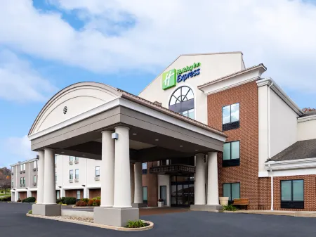 Holiday Inn Express Meadville (I-79 Exit 147A) Отели в г. Рандольф Тауншип