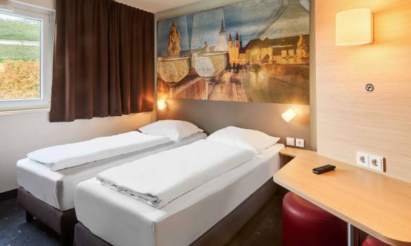 B&B Hotel Würzburg-City