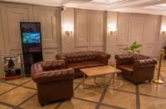 Hotel Castle Salam Hotels in Khulna District