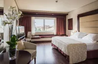 Hotel Andalucía Center