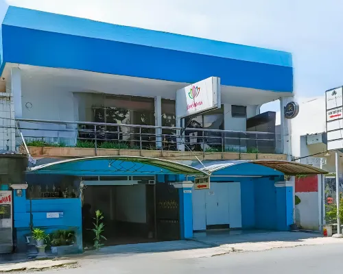 Anak Mama Hotel Hotels in Waru