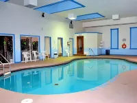 Colonial Resort-1000Islands Hotels in Gananoque