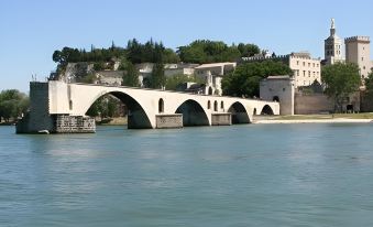 Hôtel le Médiéval Palais des Papes