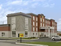 Super 8 by Wyndham St-Jerome Hôtels à : Saint-Jérôme