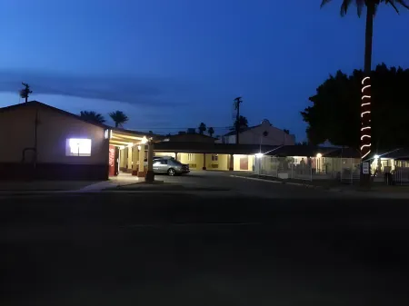 California Suites Motel