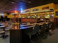 Days Inn by Wyndham McComb MS - bar