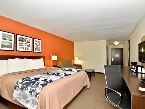 Sleep Inn & Suites Fort Campbell Hotels in Oak Grove