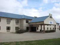 Days Inn & Suites by Wyndham Conroe North