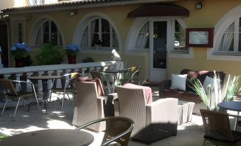Hôtel Restaurant le Commerce