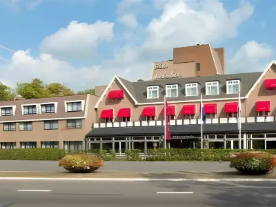 阿培爾頓羅宮堡壘飯店 Wittenborg University of Applied Sciences附近的飯店